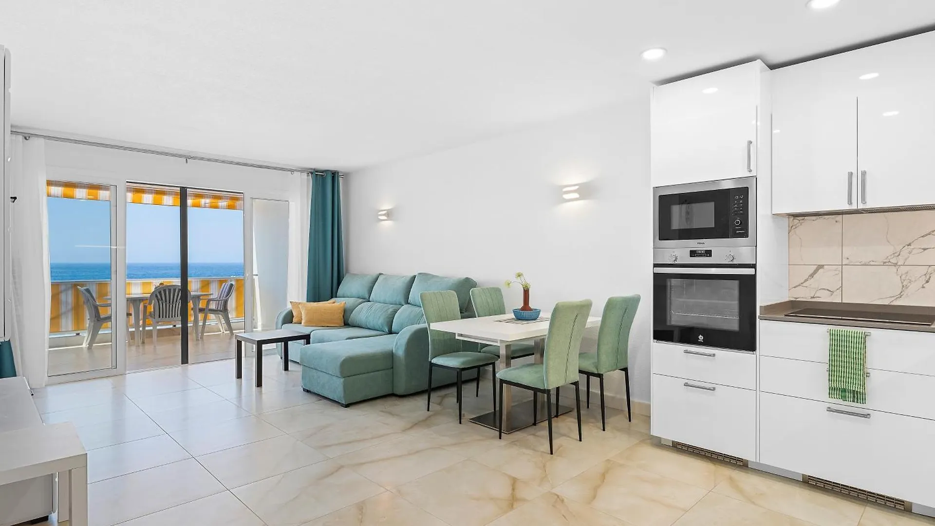 Neptuno Ocean View, Beach Line With Pool Puerto de Santiago  Apartmán